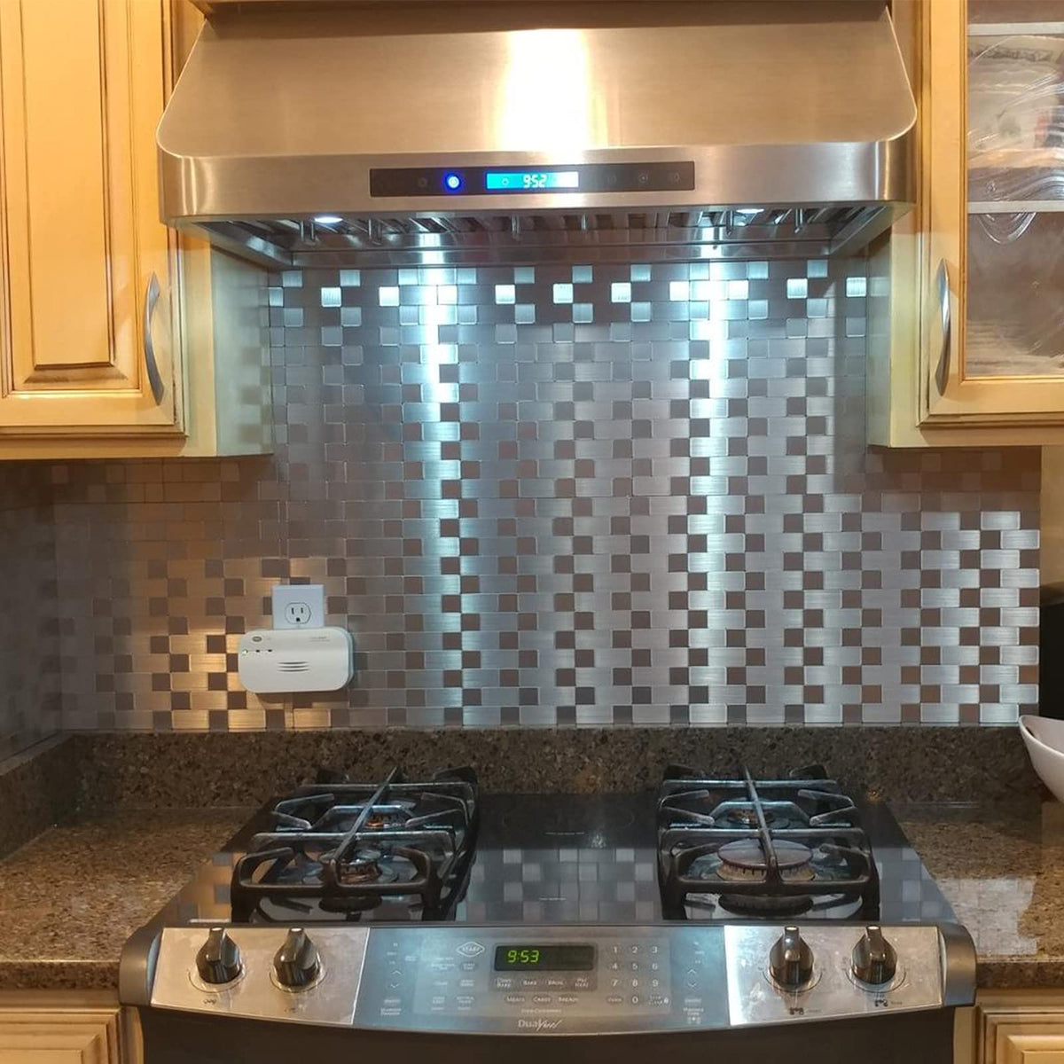 10-Pack Metal Peel and Stick Backsplash Tile, Silver Aluminium