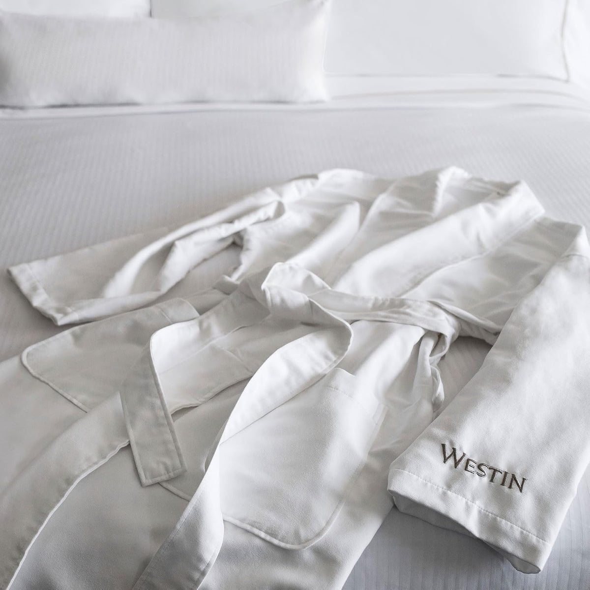 Spa Robe - Soft, Absorbent Microfiber Robe - White Lightweight Hotel Bathrobe - One Size