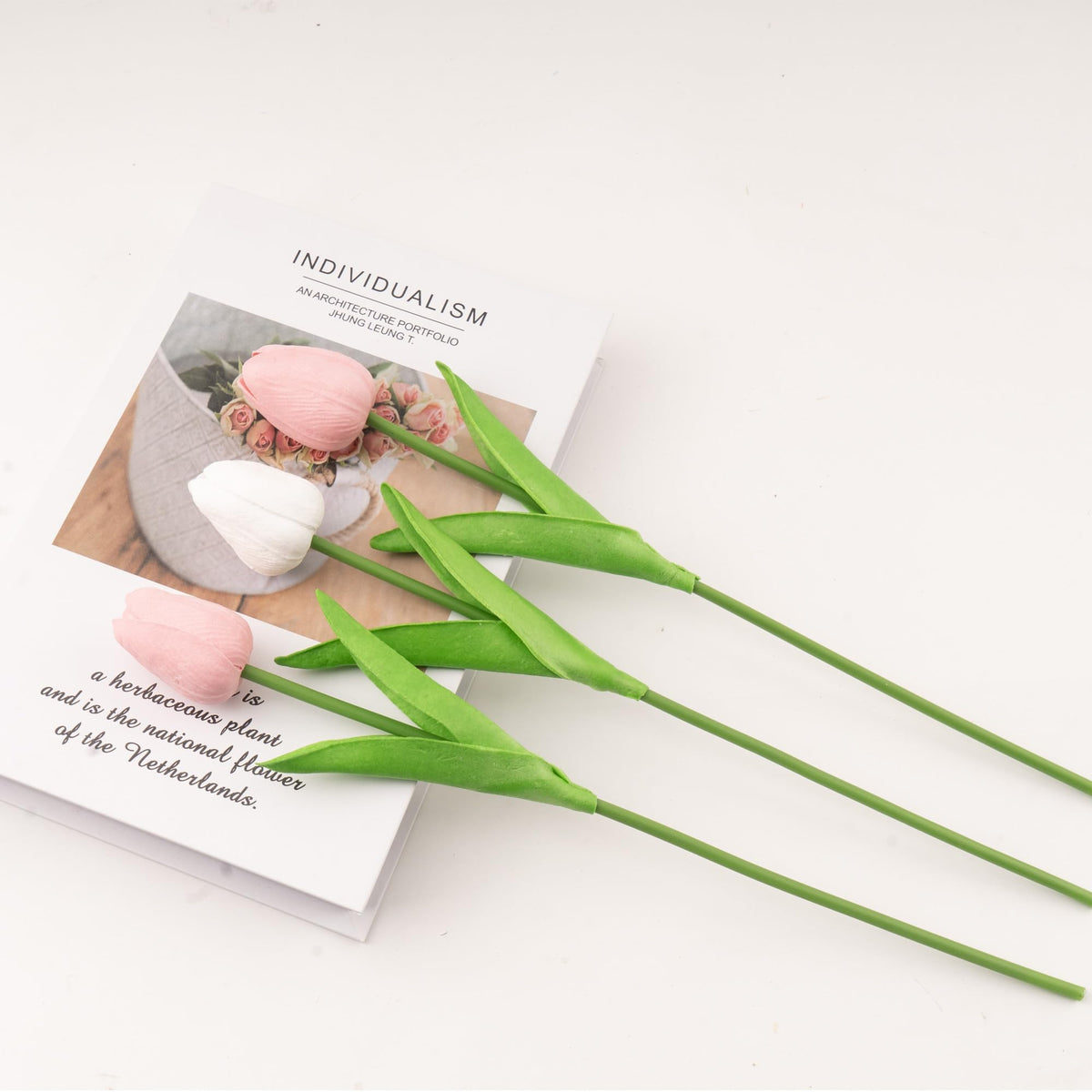 28 Pcs Artificial Tulips, 13.5 Inches PU Faux Tulip Flowers for Spring Easter Celebration Mother's Day Brunch Table