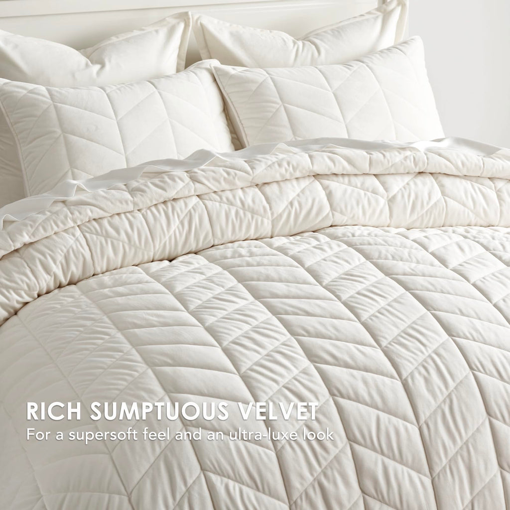 3 Pieces Matelasse Oversized Velvet Quilts, Cream White