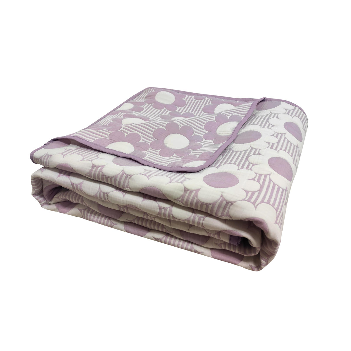 Resort Daisy Flower Lilac 3-Piece Soft Matelasse Jacquard Quilt Set