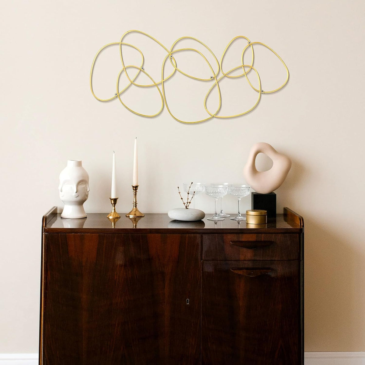 Interlocking Rings Wall Sculpture Gold Metal Home Wall Decor Abstract Aesthetic Gold Decoration for Art Bedroom - Set of 3