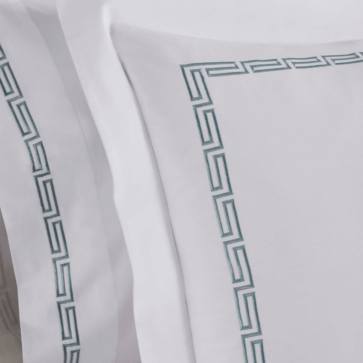Embroidered Cotton Duvet Cover Set, Soft Bedding Covers, 1 Duvet Cover with Button Closure, 2 Pillow Shams, Greek Key