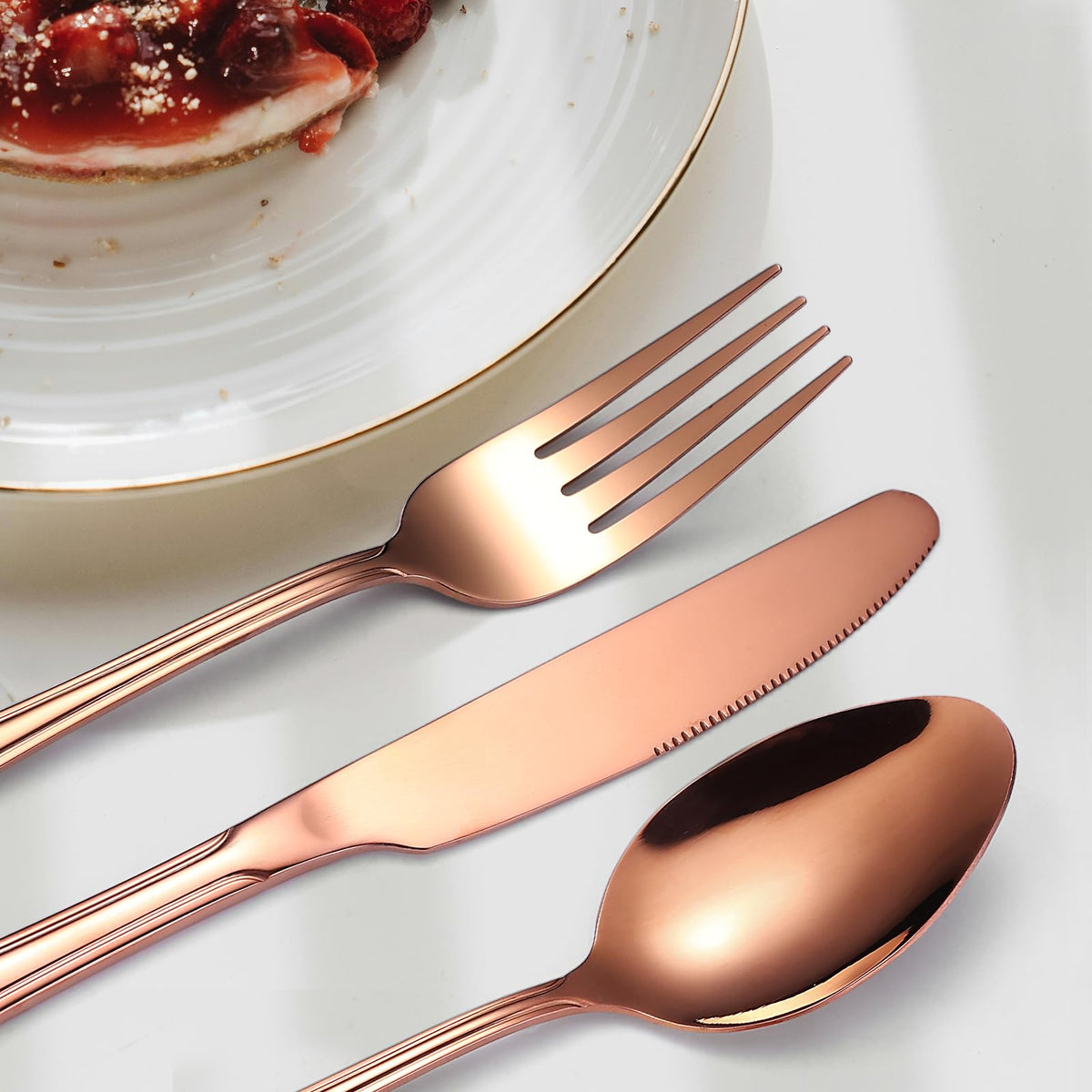 20 Pieces Rose Gold Flatware Set for 4 Person Luxury Stainless Steel Cutlery Forks Knives Spoons Modern Eating
