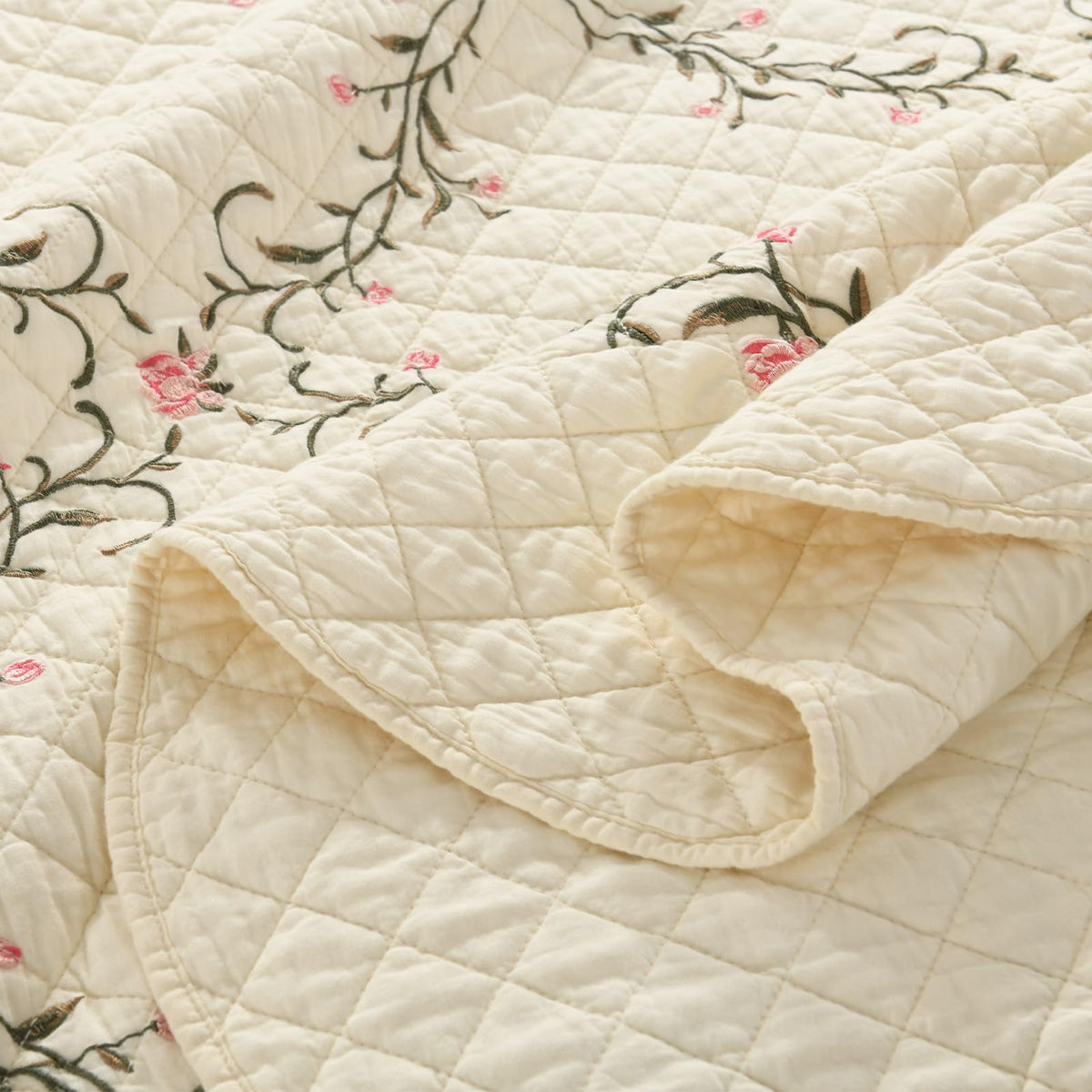 Embroidered Oversized Bedspread 100% Cotton Reversible Quilt