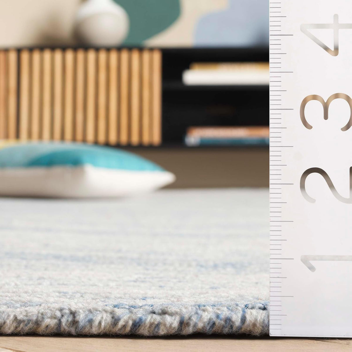 Metro Collection Area Rug, Natural & Ivory, Transitional Design, Ideal for High Traffic Areas in Living