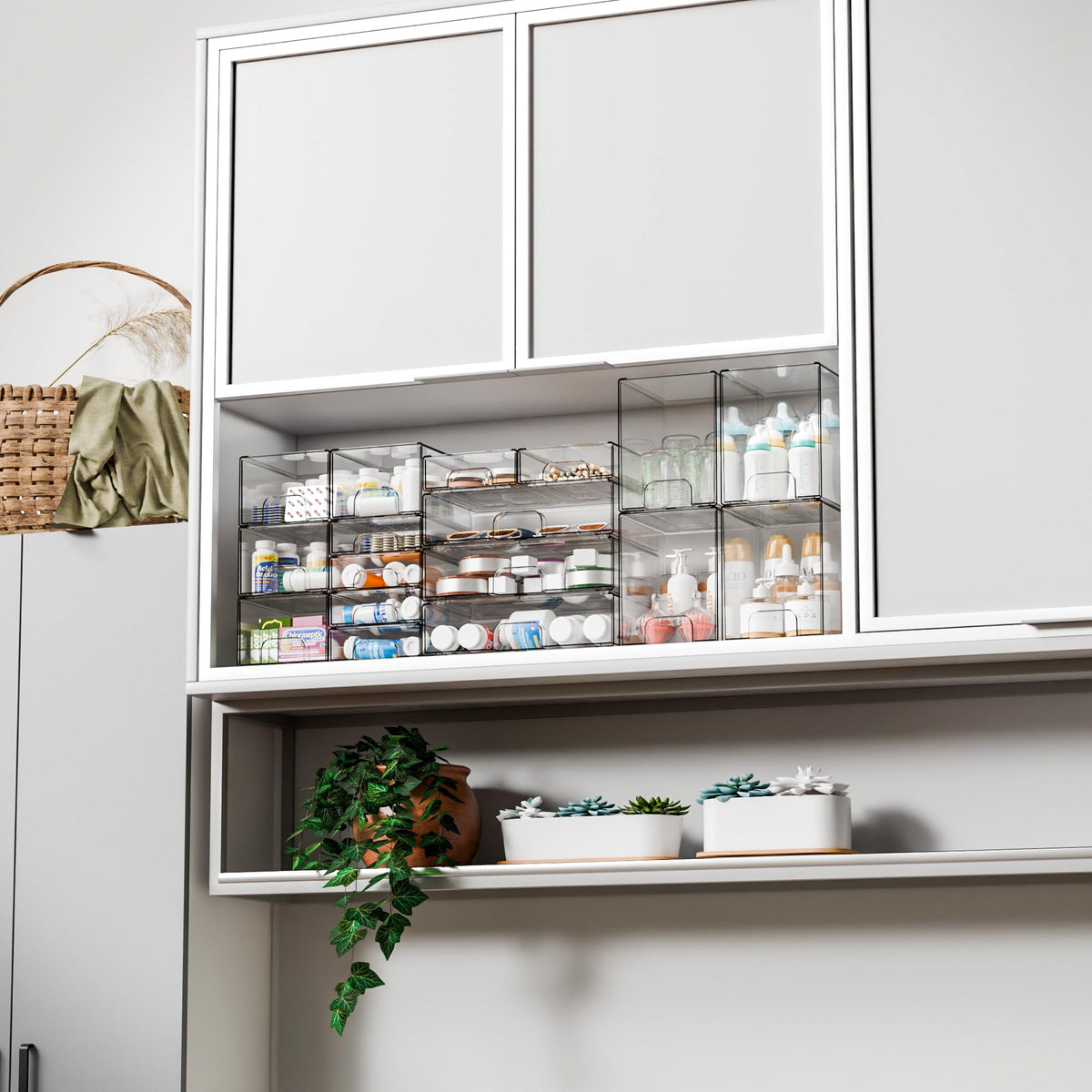4 Pack Clear Stackable Storage Drawers,Pull-Out Medicine Cabinet Organizer and Containers,Large Acrylic Organizers