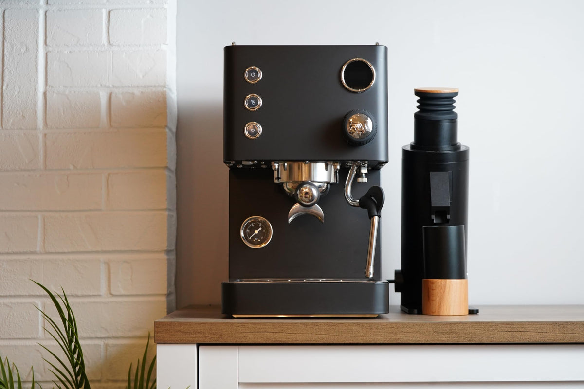 Legato V2 Espresso Machine, PID Temperature Control, 58mm Portafilter, Black