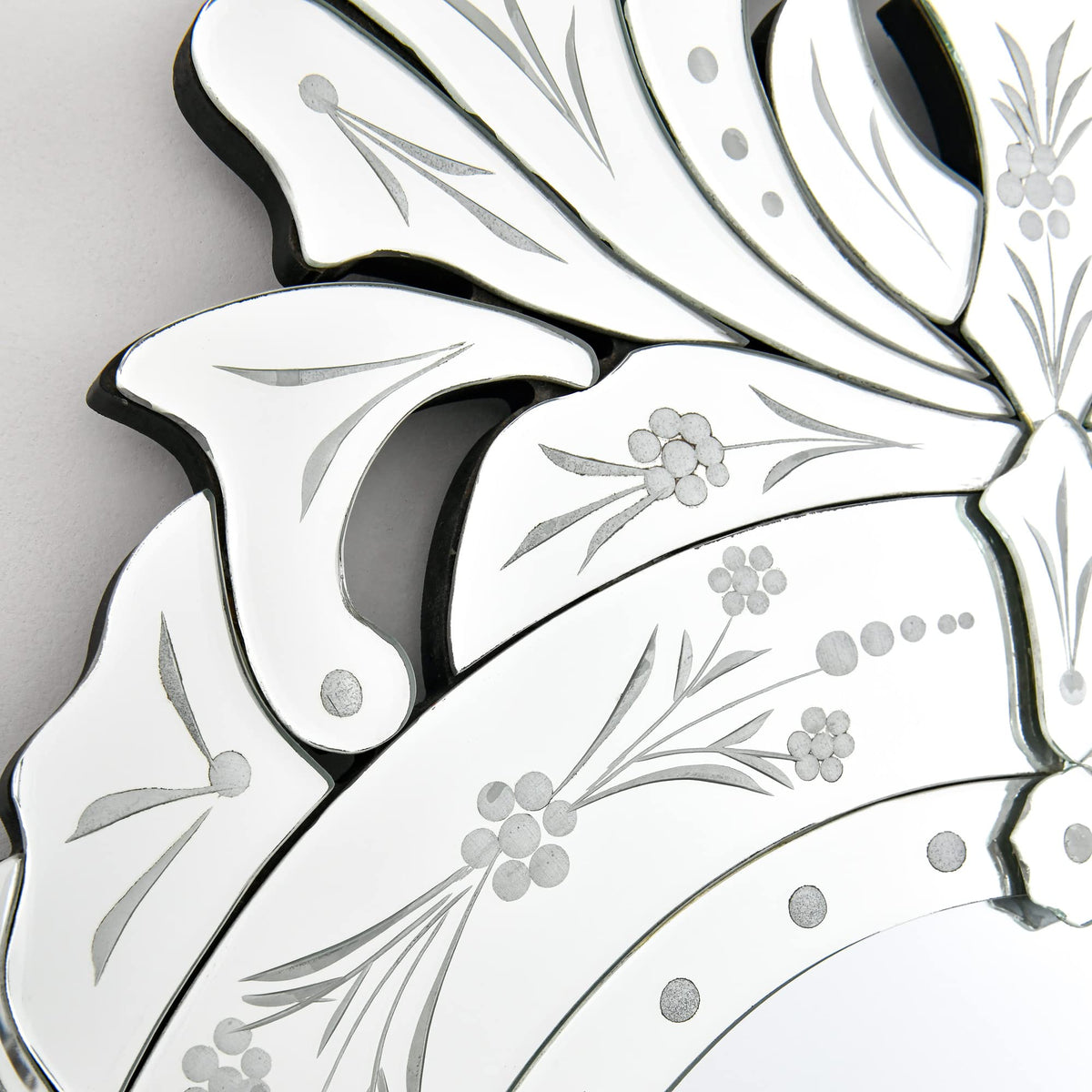 42x24 Oval Bathroom Mirror, Venetian Floral Etched Decorative Wall Mirror