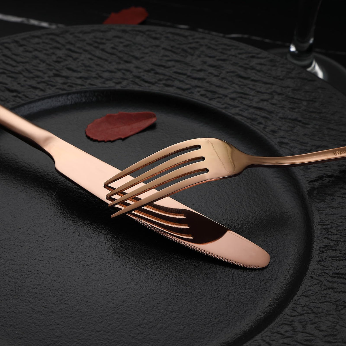 Coppery Flatware Cutlery Silverware Set 20 Pieces, Stainless Steel Colorful Utensils, Tableware Set Service for 4