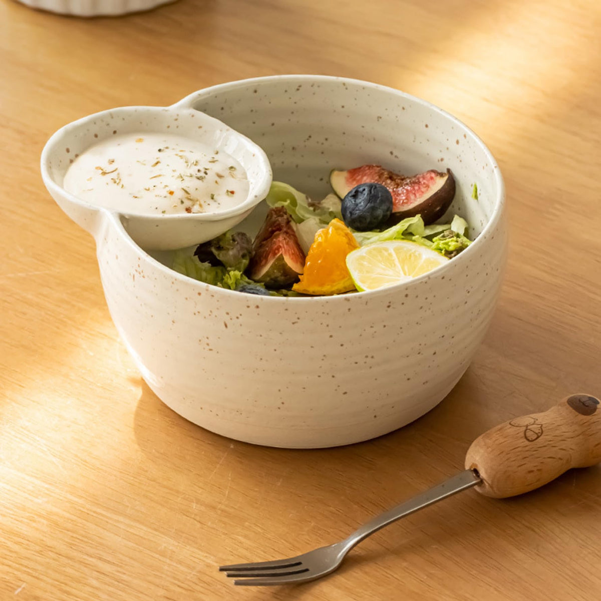 Dipping Bowls, Chip and Dip Bowl, Ceramic Divided Sauce Bowls, Non-Slip Dumpling Plate, Easy to Clean Serving Plates