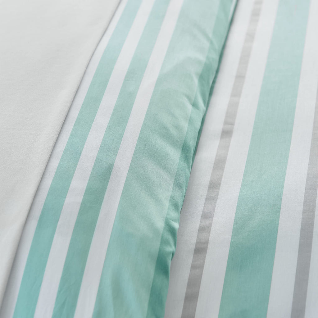 Truro Spa Duvet Cover Set - Duvet Cover + Standard Pillow Case - Stripe - Spa, Grey and White - Duvet Cover (68