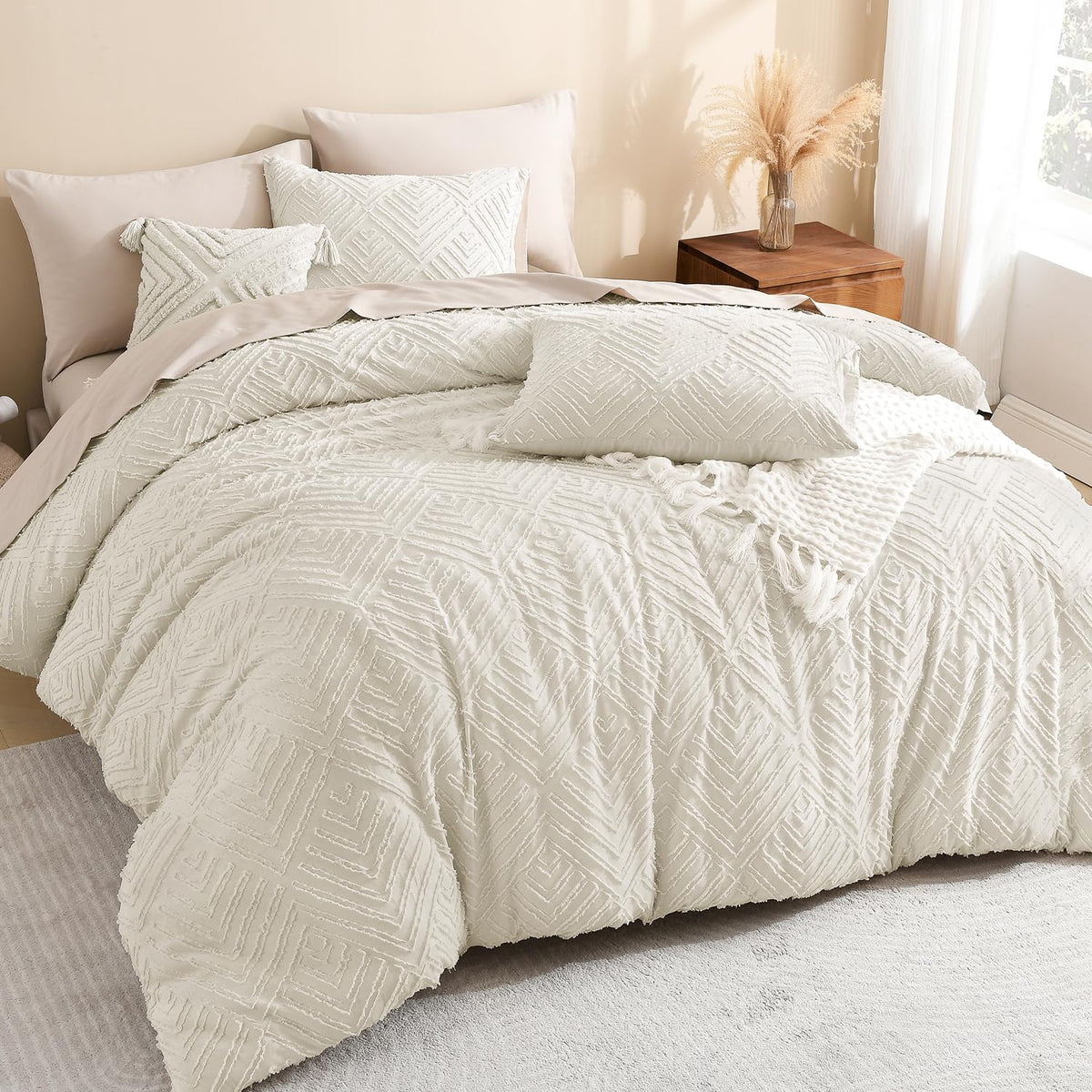 Queen Size Comforter Set, 3 Pieces Beige Tufted Boho Bedding Set