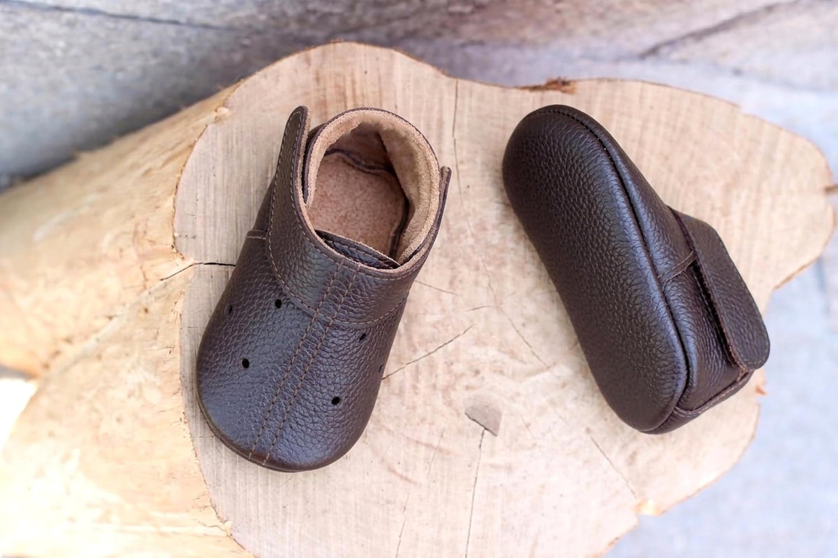 Dark Brown Leather Baby Shoes Soft Sole Booties Gender Neutral Stylish Baby Sneakers Comfortable First Shoes Handmade