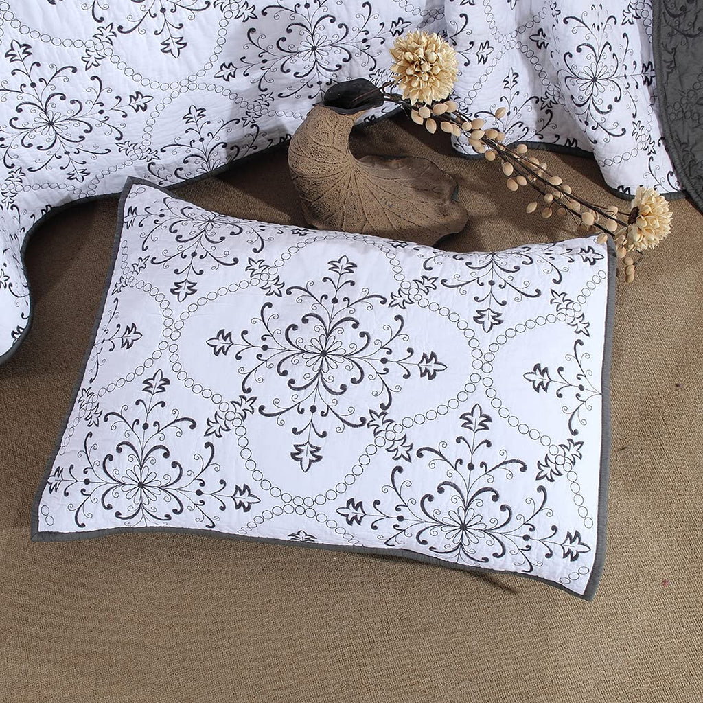 3 Piece Embroidered Floral Quilt Sets Oversize Queen 100% Cotton Quilted Bedspread Reversible Soft Lightweight
