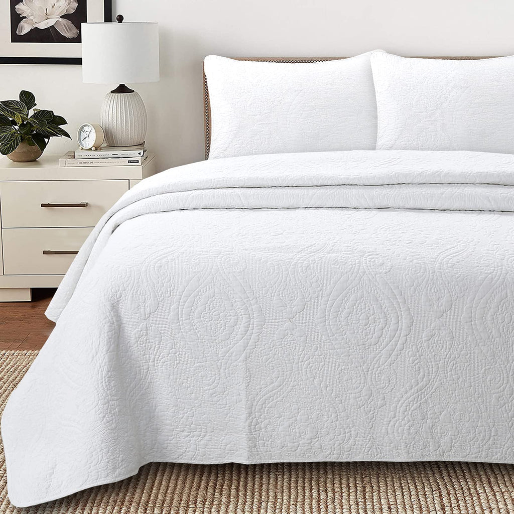 100% Cotton Matelasse Medallion Solid White Luxury Chic Bedding Quilt Set, Reversible Lightweight Bedspread Coverlet