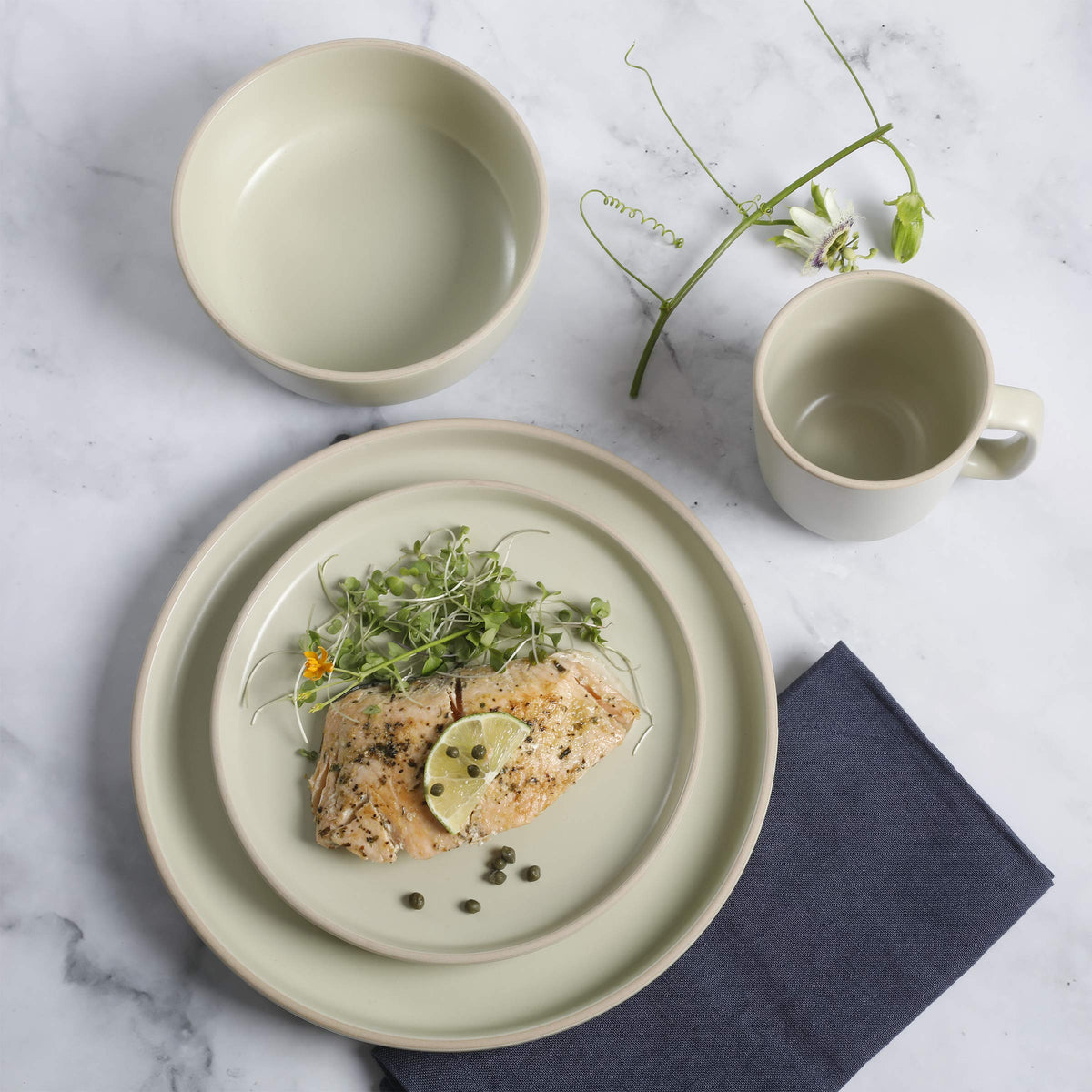 Zuma 16 Piece Round Kitchen Dinnerware Set, Dishes, Plates, Bowls, Mugs, Service for 4, Matte Stoneware, Cream
