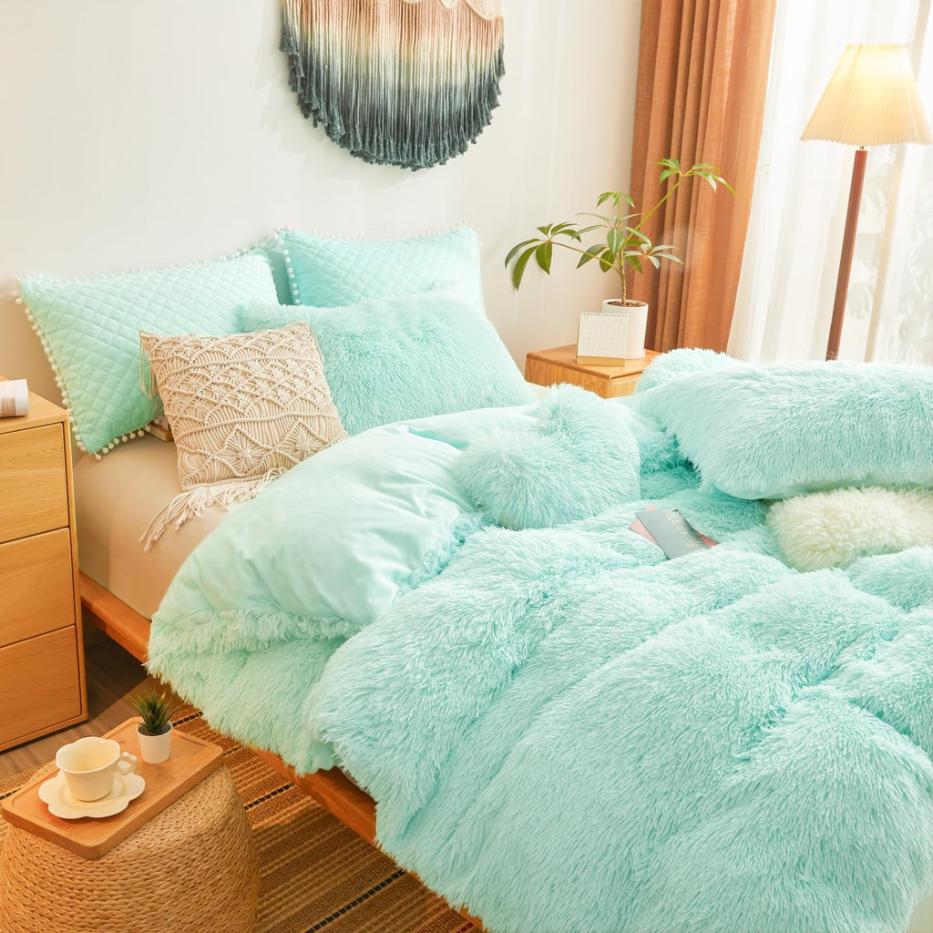 Plush Fluffy Aqua Comforter Cover Set - Faux Fur Plush Aqua Bedding 2-Piece Set (1 Furry Duvet Cover + 1 Shaggy