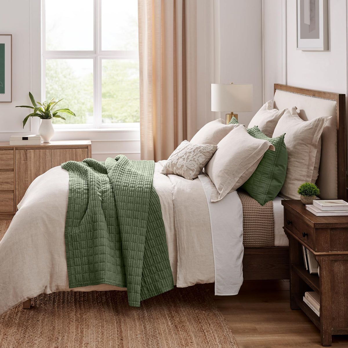 Cloud Waffle Quilt Set (88x92in) and 2 Pillow Shams (26x20in) - Box Quilted Waffle Texture - Forest Green