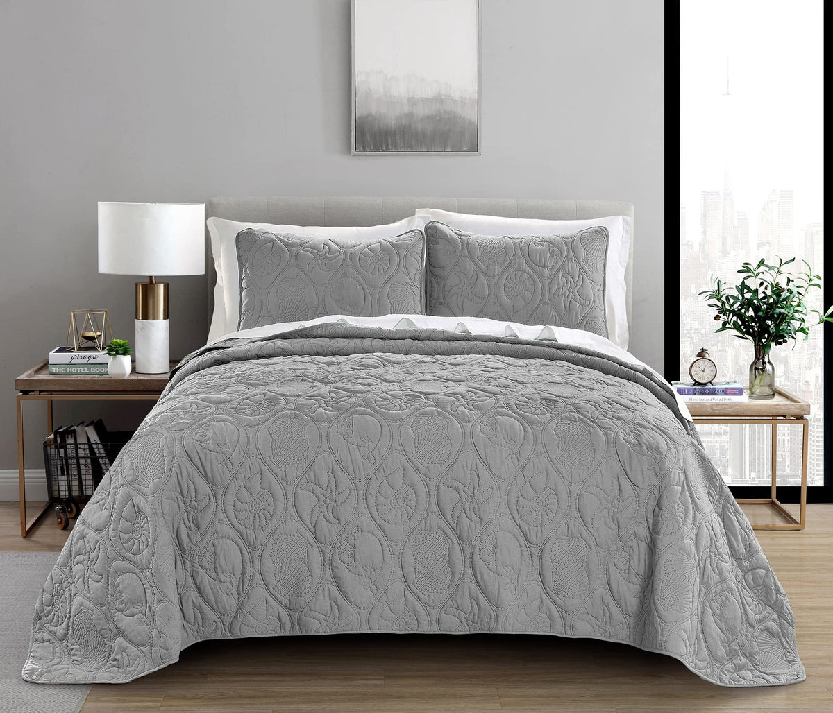 Quilt Set Size Light Grey - Oversized Bedspread, Soft Microfiber Coverlet for All Season - Includes 1