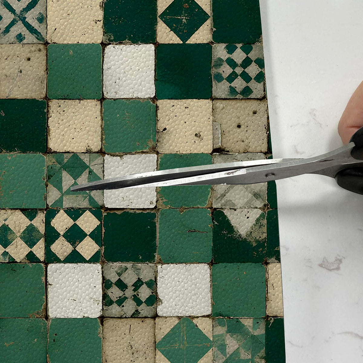 10pcs Peel and Stick Floor Tiles 12x12 Inch Vintage Green Square Vinyl Flooring Self Adhesive Tile Removable DIY