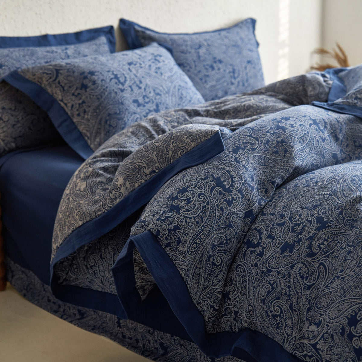 Navy Blue Duvet Cover Twin XL Vintage Boho Paisley Duvet Cover Exquisite Jacquard Bedding Set Cotton Linen Yarn-Dyed