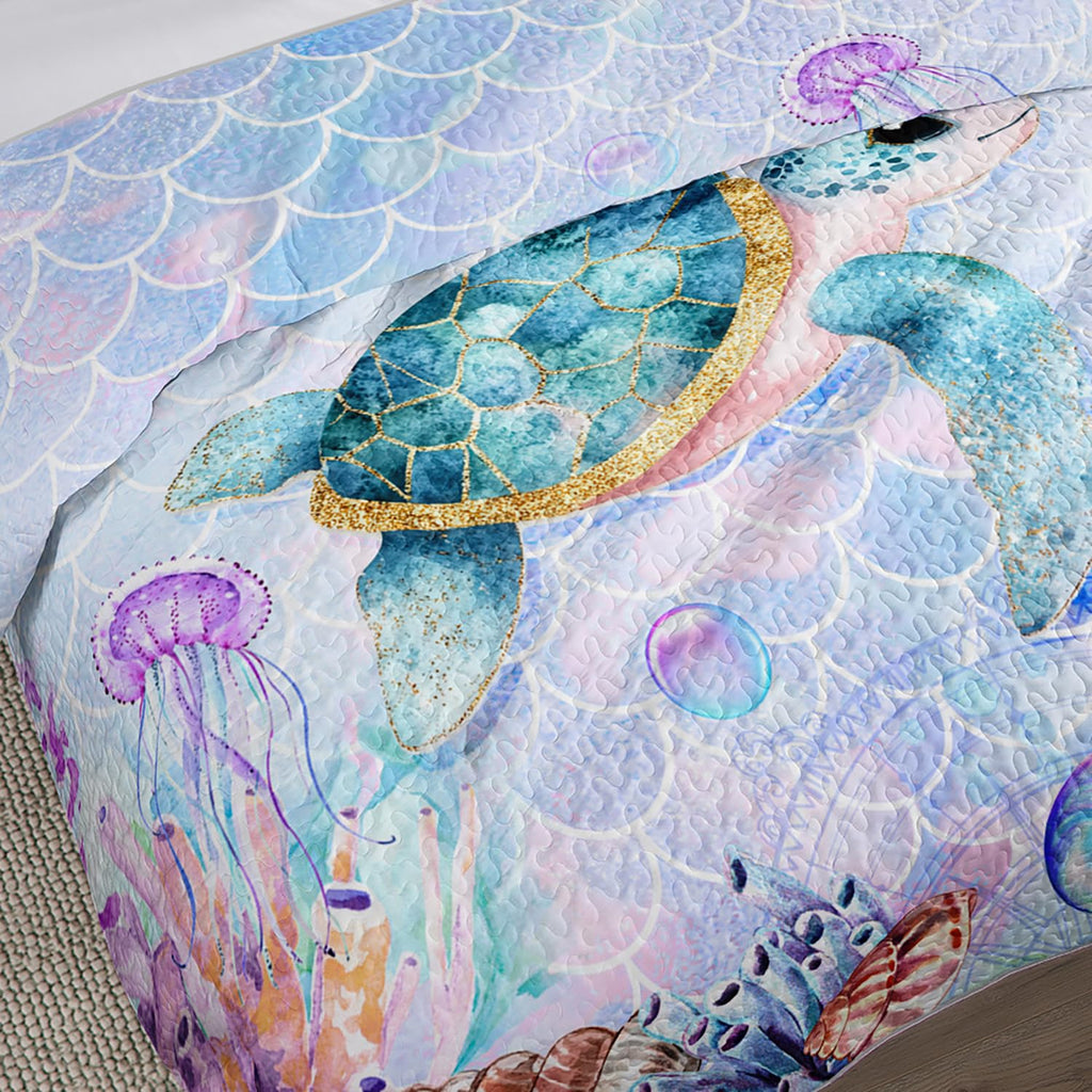 Coastal Bedding, Sea Turtle Quilt Set 2 Pillowcases.