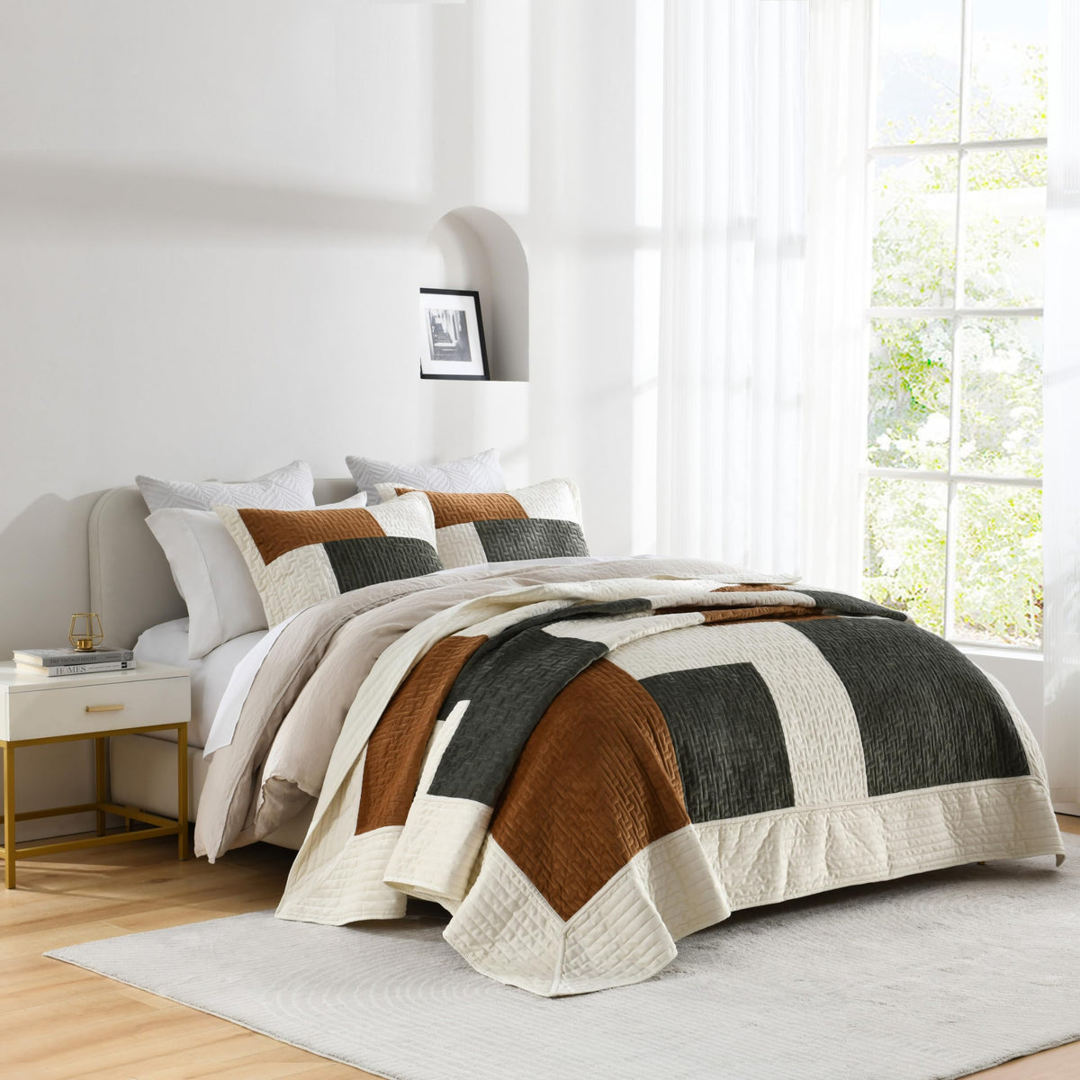 Velvet Quilt Set, Luxury Patchwork Design, Green Caramel