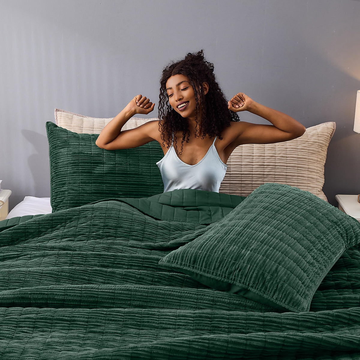 Corduroy Texture Hunter Green Quilt Set - Hypoallergenic Skin-Friendly Soft Plush Velvety Touch Bedspread