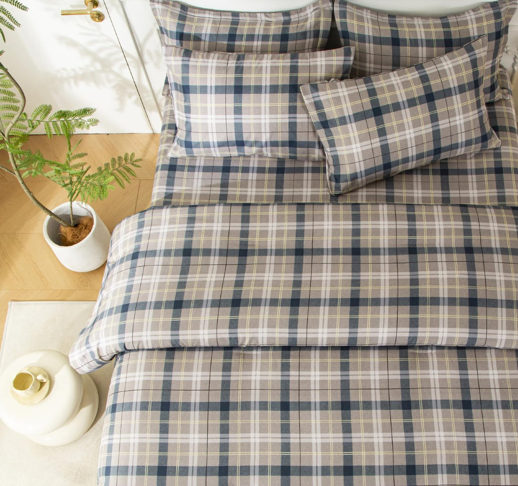 7PCS Gingham Comforter and Sheet Set, Plaid Bedding Set with for Man Woman Adult, Super Soft Microfiber Bedding
