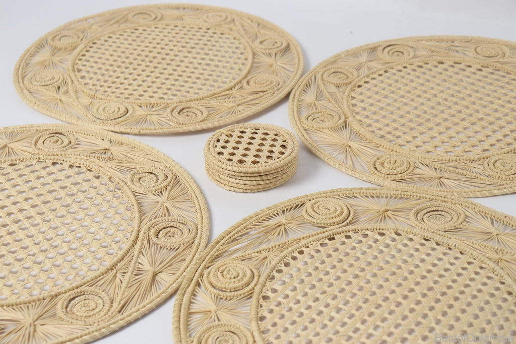Caracoli Round Placemats,Set of 2, 13.8 Inch, Handmade Woven Placemats in Natural Color, Made with a Palm Called