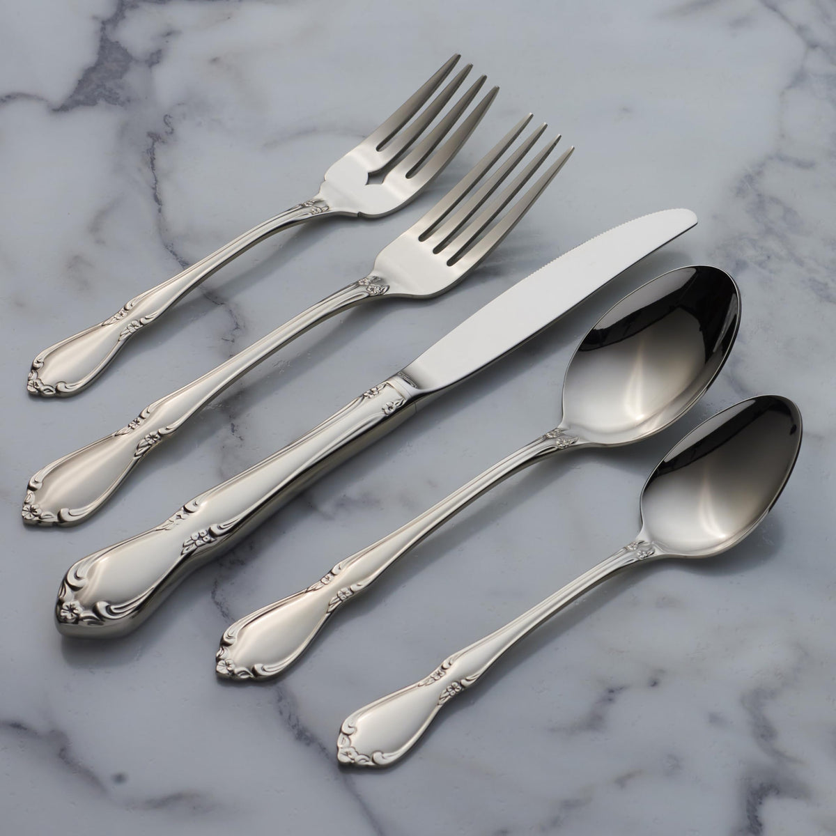 Chateau Dinner Spoons Silverware Set for 4, Flatware