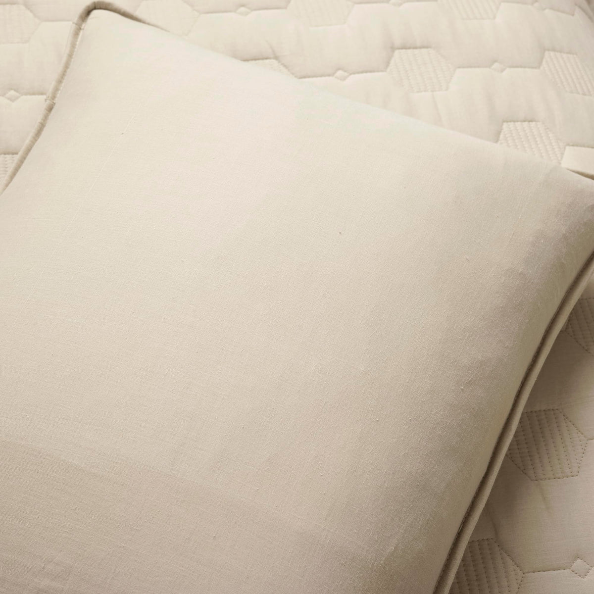 Hexagon Honeycomb Embroidered Textured Cotton 3 Piece Quilt Set, Neutral