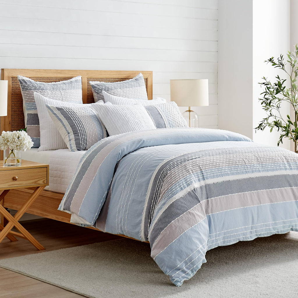 Santander Duvet Cover Set - King Duvet Cover + Two King Pillow Cases - Grey, Chambray, Blue, White - Jacquard - Duvet