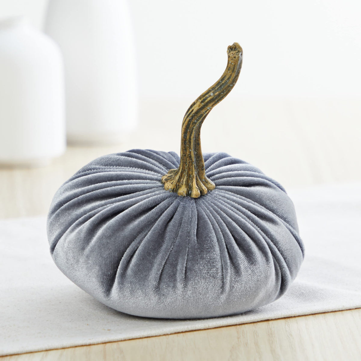 Velvet Pumpkin Set of 4 (Sm Gray Taupe Ivory Black)