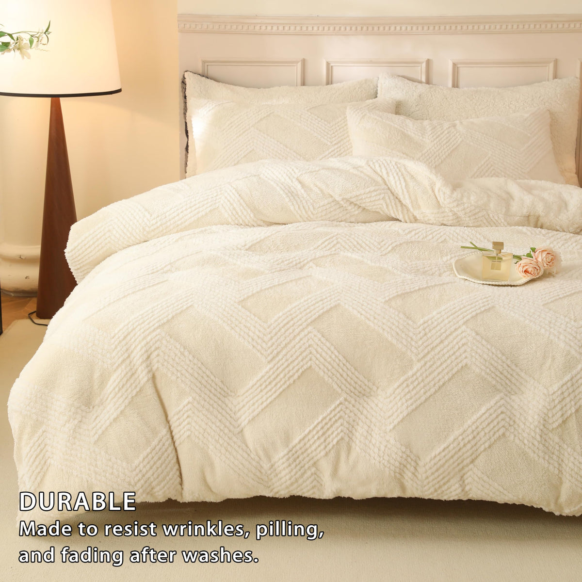 Tufted Boho Comforter Set - White Fluffy Sherpa Bedding Set, Soft Fuzzy Jacquard Quilt Set, 3 Pieces Cozy Bed