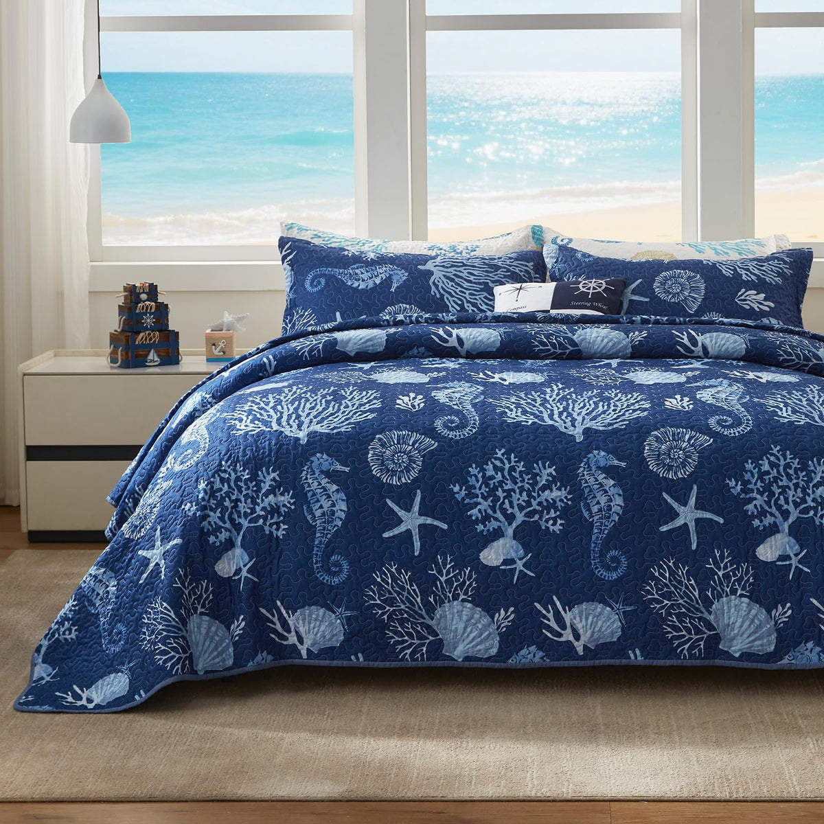 Coastal Quilt Set - Lightweight Microfiber Reversible Bedspread, 98''x106'', Navy, Includes 2 Shams