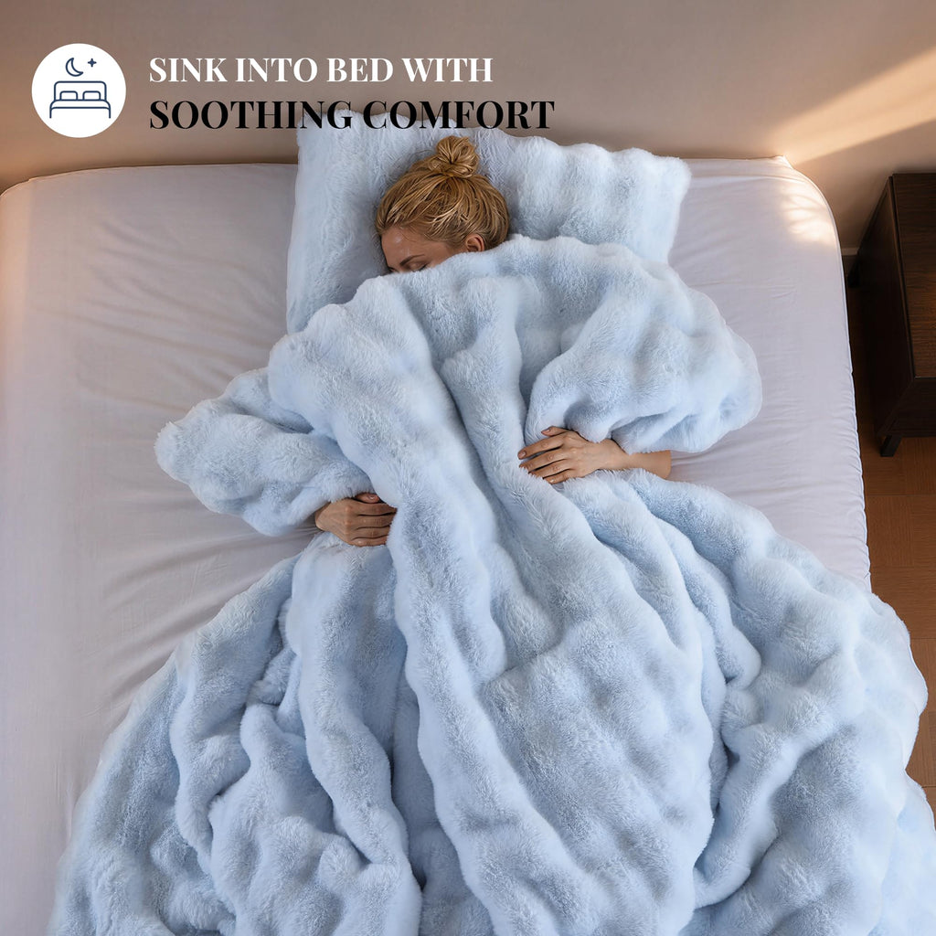 Fluffy Faux Rabbit Fur Bubble Comforter - Light Blue