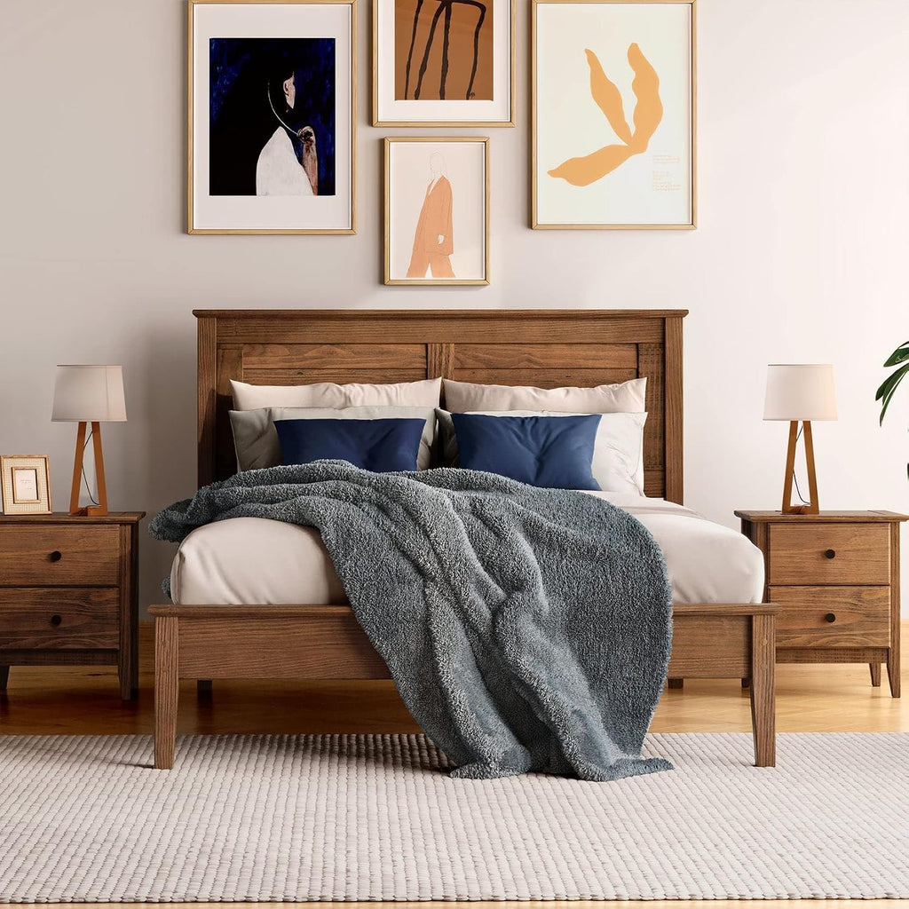 Greenport Solid Wood Platform Bed, Queen Size, Brushed Walnut