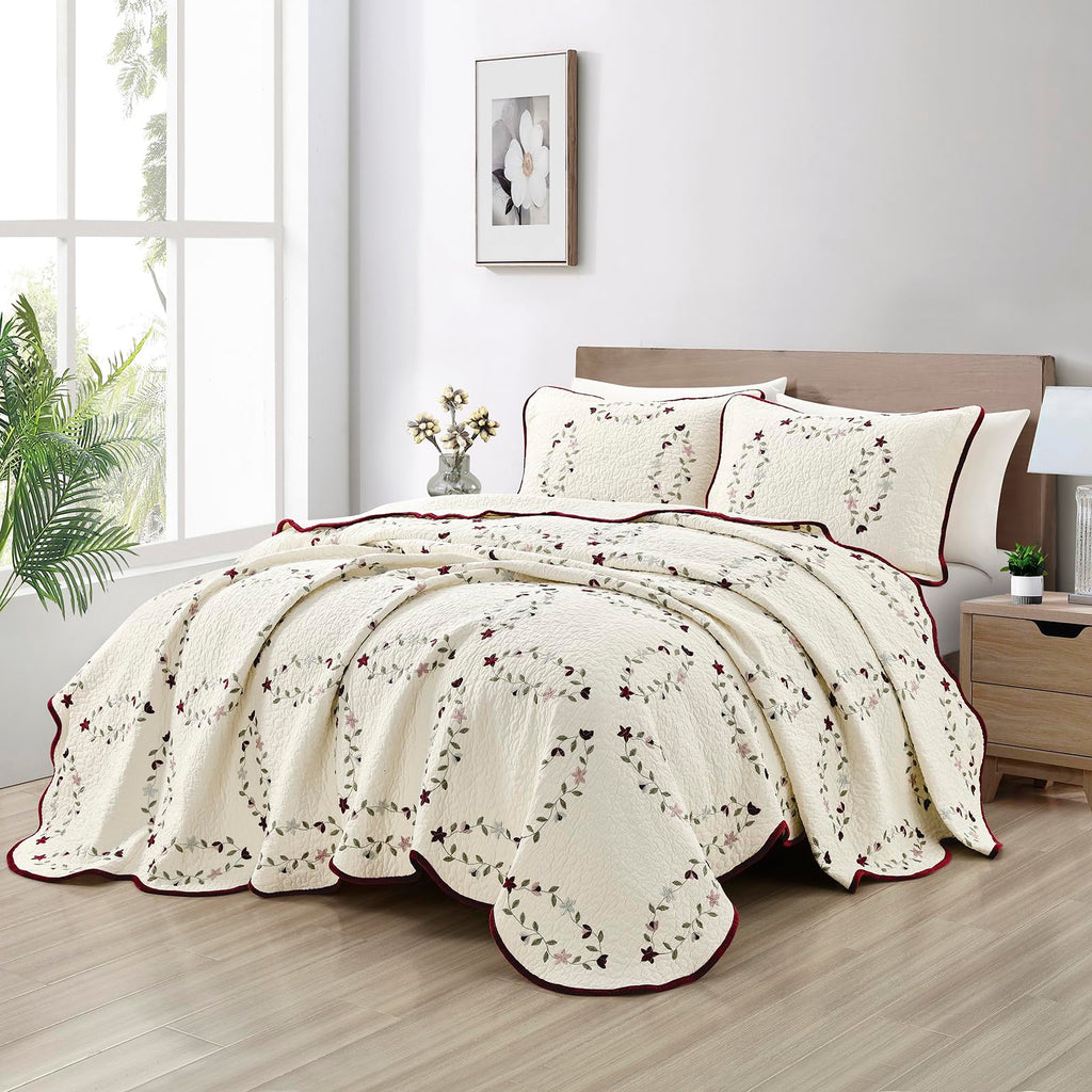 Embroidery Quilt Set, Cotton Material and Filling, with Tranditional Embroidery Patten, 3 Pieces Queen Set, Prewashed