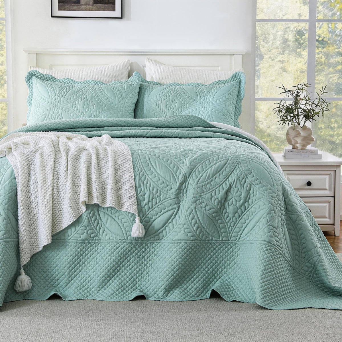 Oversize Bedspread 128"x120", 3 Piece Quilt, Lightweight Aqua Sky Bed Quilt Set for All