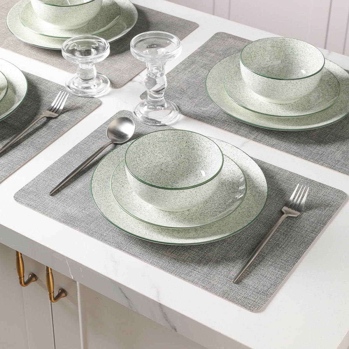 Dinnerware Set of 4,12 Piece Ceramic Plates and Bowls Set Green