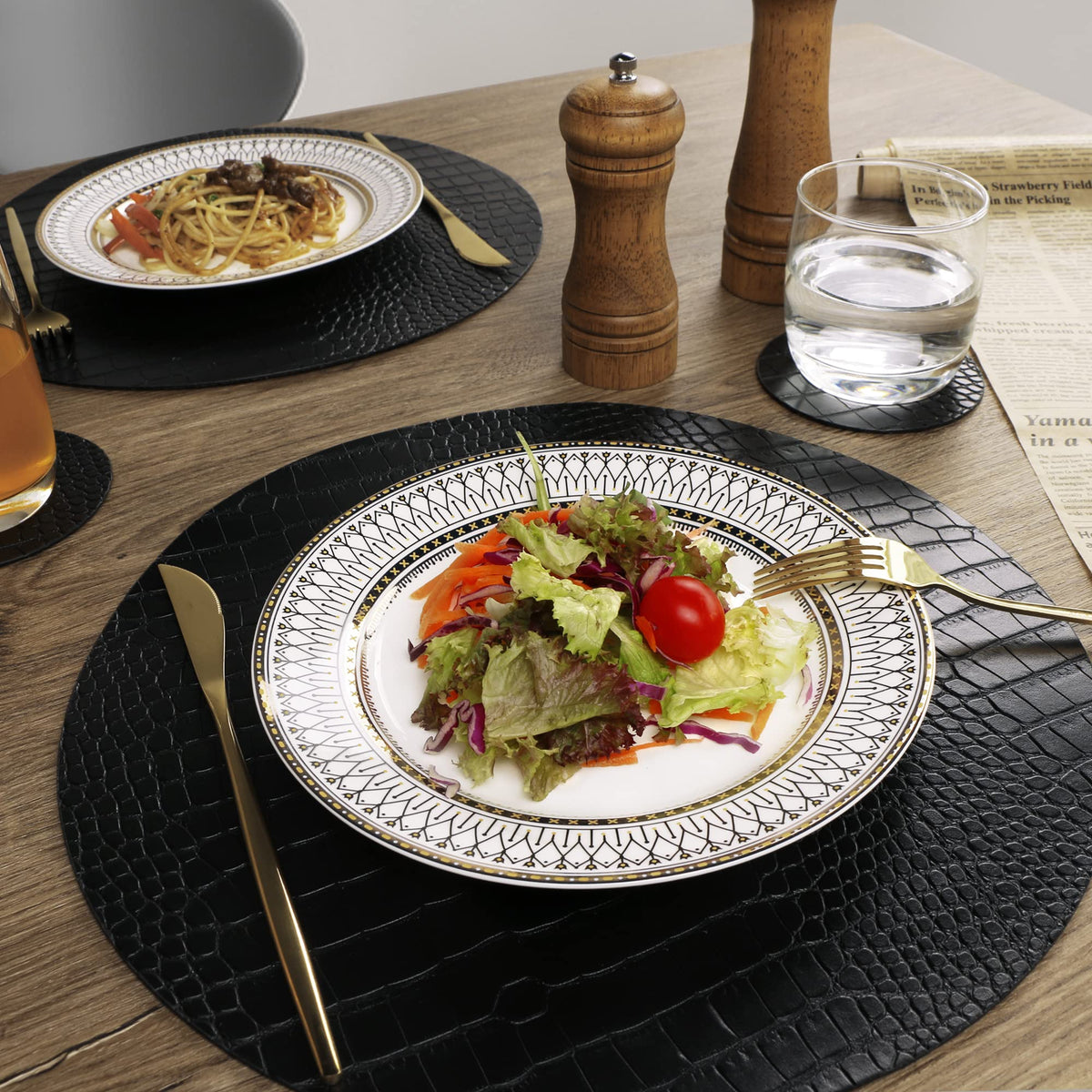 Round Leather Placemats for Round Tables Set of 6, Black Table Place Mats and Coasters, Washable Easy to Care for
