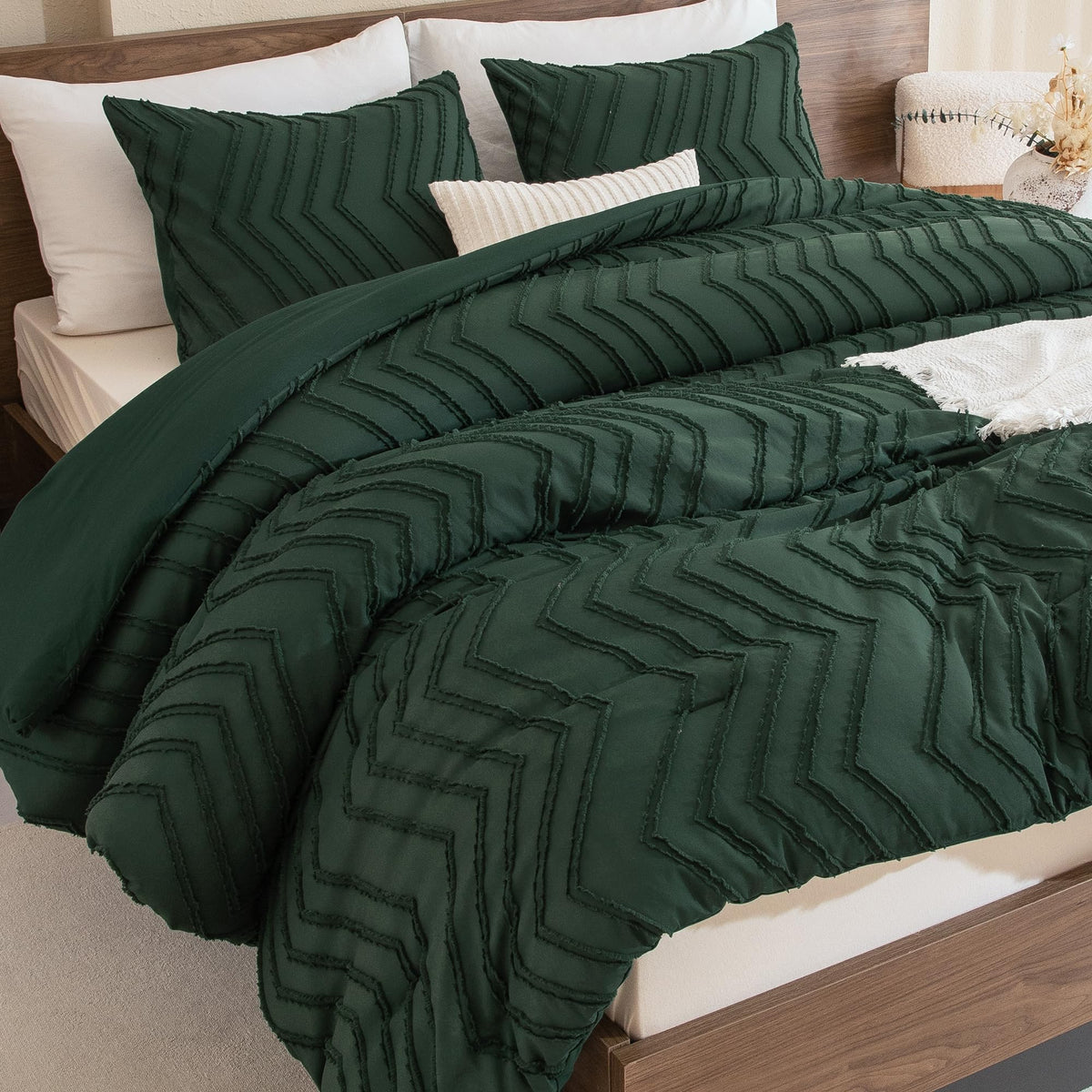 Cal King Comforter Set Dark Emerald Green, Boho Chevron Tufted Bedding Comforter Sets, Hunter Green Soft Warm 3 Pieces