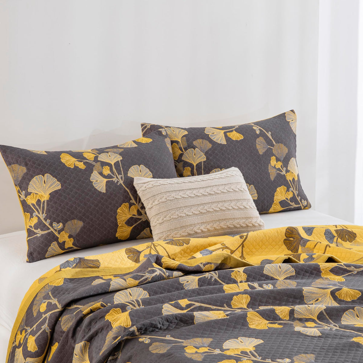 100% Cotton Muslin Jacquard 2 Piece Quilt Set Floral Ginkgo Leaf Print, Soft 3 Layers Gauze Bed Cover Reversible