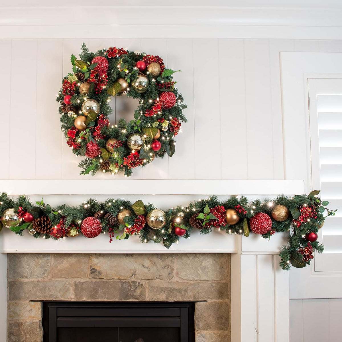30 Inch Pre-Lit Artificial Christmas Wreath, Scarlet Hydrangea