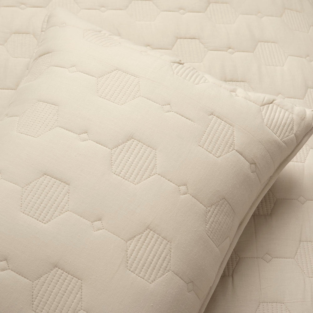 Hexagon Honeycomb Embroidered Textured Cotton 3 Piece Quilt Set, Neutral