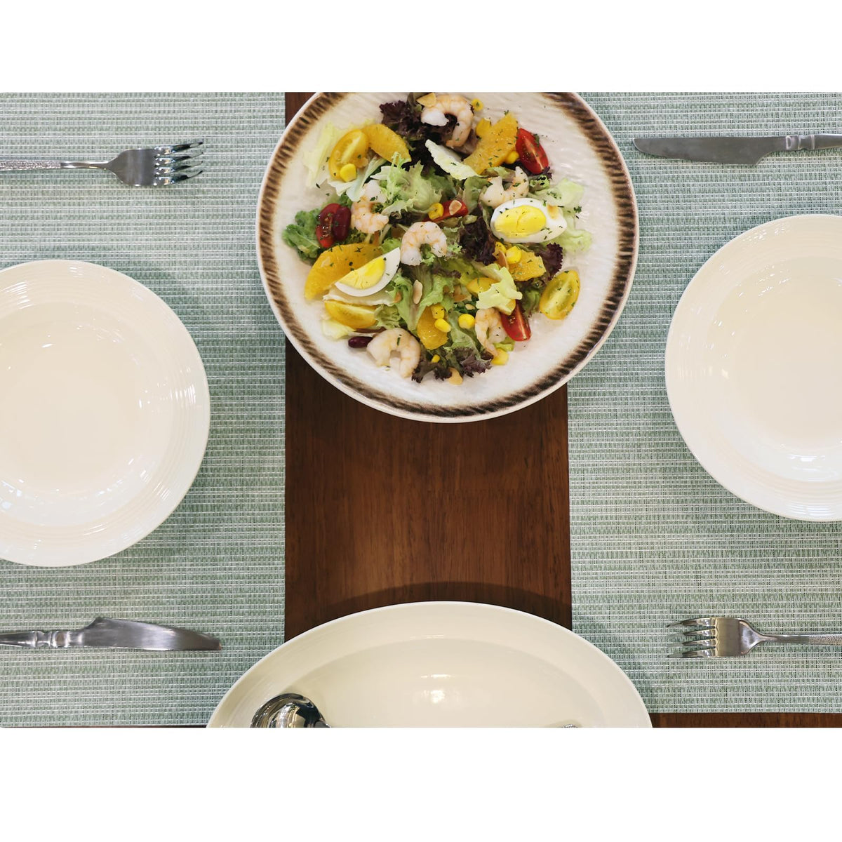 Placemats Set of 6 Washable Woven Vinyl Placemats for Dining Table Heat Resistant Non-Slip Stain Resistant Table Mats
