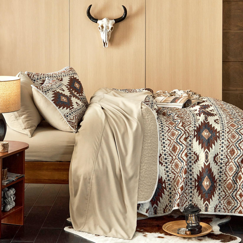 Quilt Set, Southwestern Aztec Country Style with Rustic Ranch Vibe
