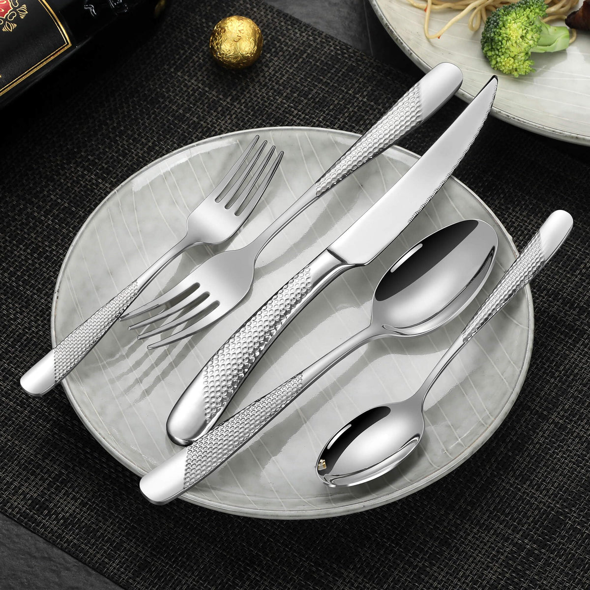 Hammered 30 Pieces Set Silverware Set for 6 with Serrated Forging Knives,18/10 Stainless Steel Modern Flatware